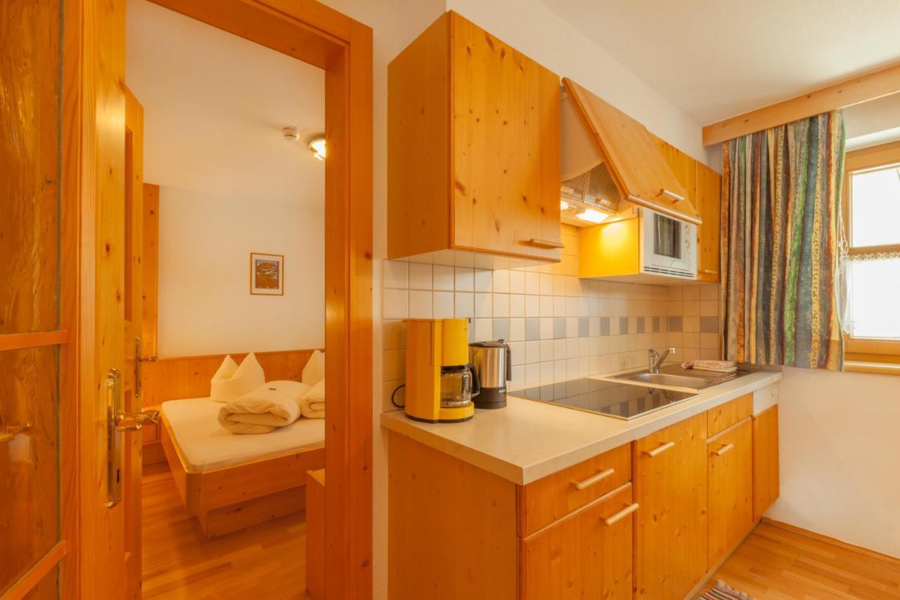 Ferienwohnung Chasa Per La Punt Galtür Exterior foto