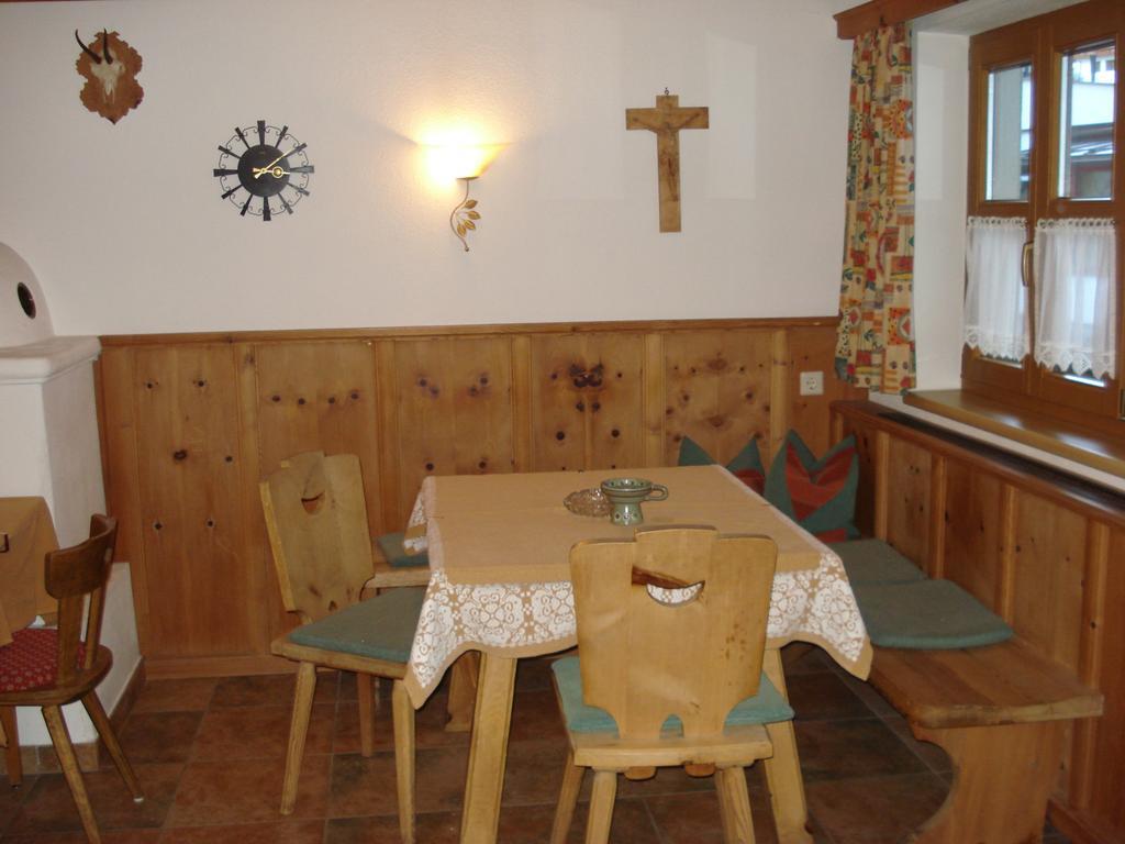 Ferienwohnung Chasa Per La Punt Galtür Exterior foto