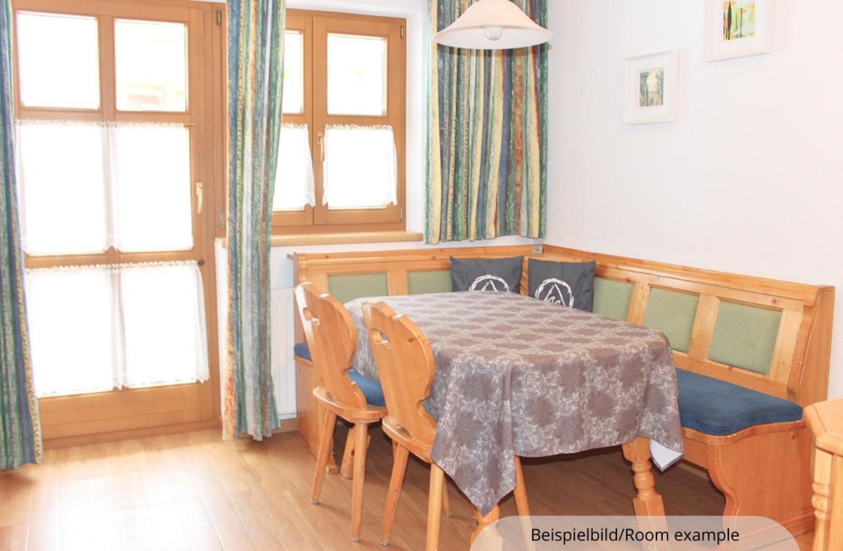 Ferienwohnung Chasa Per La Punt Galtür Exterior foto