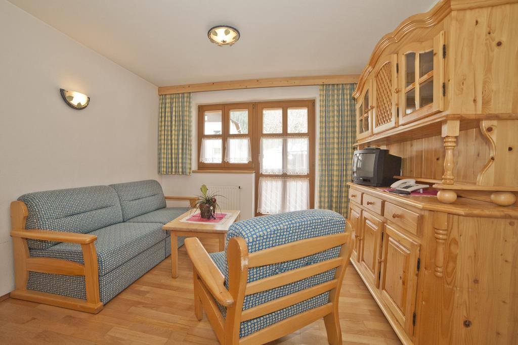 Ferienwohnung Chasa Per La Punt Galtür Zimmer foto