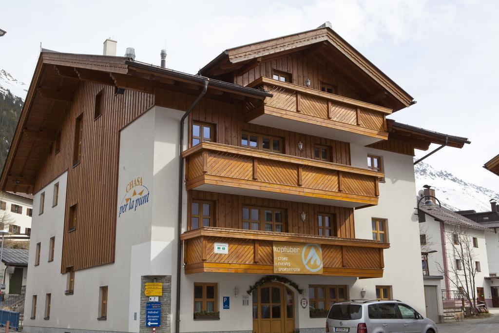 Ferienwohnung Chasa Per La Punt Galtür Exterior foto